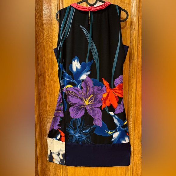 T Tahari dress sz US6 - Picture 2 of 4